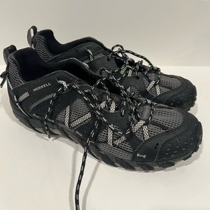 Mens Merrell trail sneakers size 11.5